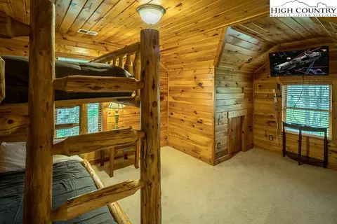 800 Alpine Dr, Seven Devils, NC 28604 photo 16