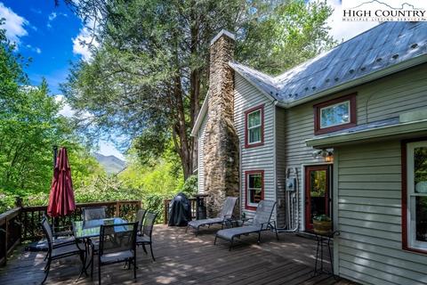 750 Burleson Rd, Plumtree, NC 28664 photo 1