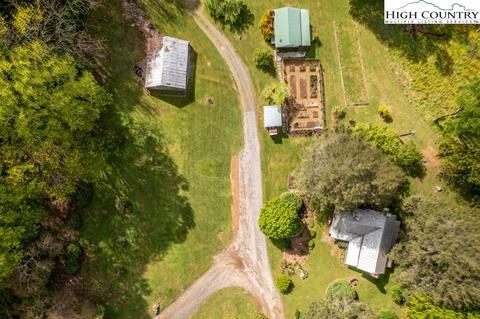 750 Burleson Rd, Plumtree, NC 28664 photo 45