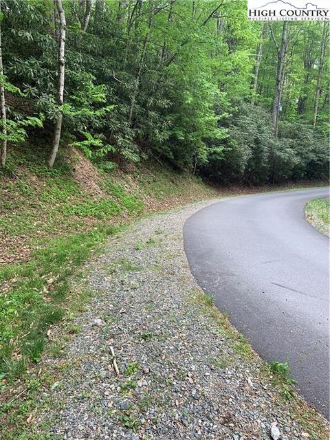 21 Devils Lake Drive, Seven Devils, NC 28604