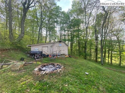 322 Mountain Farm Rd, Boone, NC 28607 photo 8