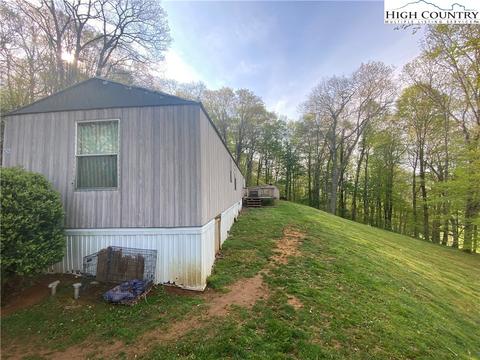 322 Mountain Farm Rd, Boone, NC 28607 photo 10