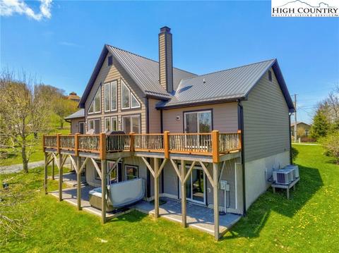 275 Four Diamond Dr, Seven Devils, NC 28604 photo 7