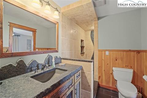 275 Four Diamond Dr, Seven Devils, NC 28604 photo 45