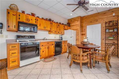 1040 Charter Hills Rd, Beech Mountain, NC 28604 photo 32