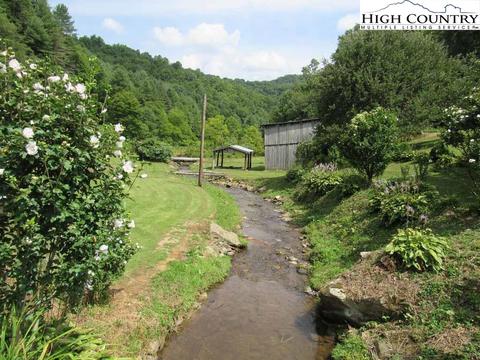 445 Bryan Davis Rd, Creston, NC 28615 photo 8