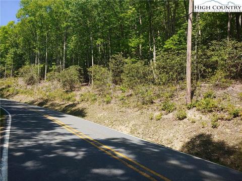 1125 Pine Ridge Rd, Beech Mountain, NC 28604 photo 1