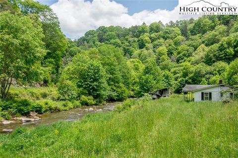 125 Ballou Rd, Creston, NC 28615