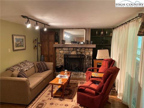 149 Slopeview Rd #E24, Sugar Mountain, NC 28604 photo 3