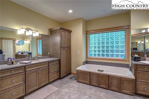 156 River Pointe Ln, Boone, NC 28607 photo 27