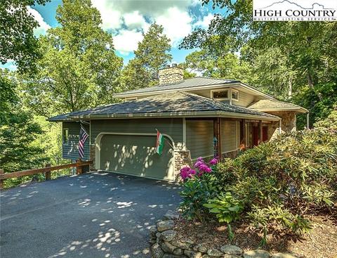 156 River Pointe Ln, Boone, NC 28607 photo 2