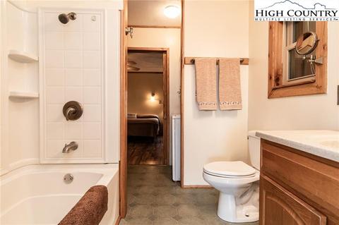 622 Eagle Nest Rd, Purlear, NC 28665 photo 22