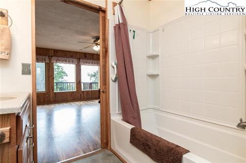 622 Eagle Nest Rd, Purlear, NC 28665 photo 21