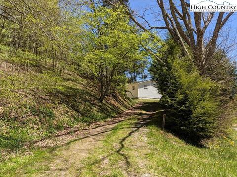 1054 Roundabout Rd, Creston, NC 28615 photo 12
