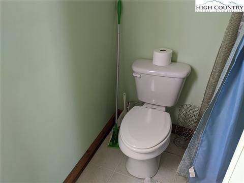 1054 Roundabout Rd, Creston, NC 28615 photo 8