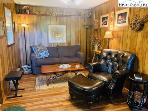 492 Doe Ridge Rd, Boone, NC 28607 photo 8