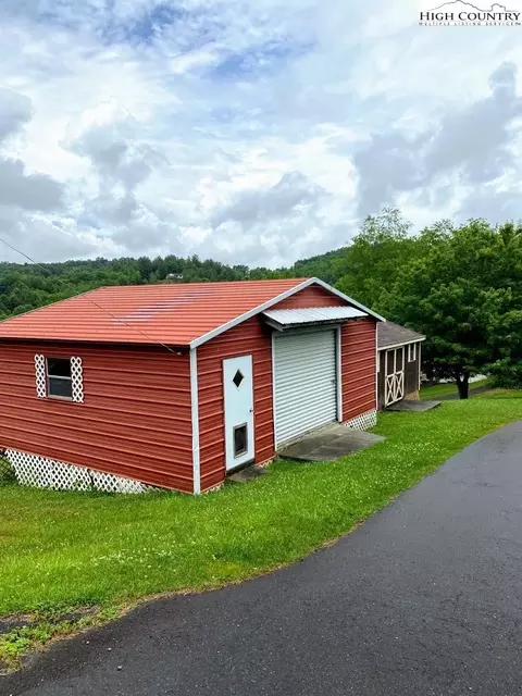 278 Ladd Parson Rd, Crumpler, NC 28617 photo 8