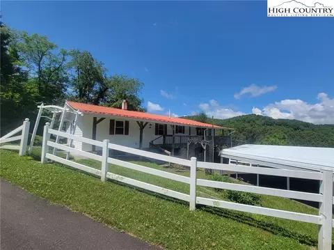 278 Ladd Parson Rd, Crumpler, NC 28617 photo 2
