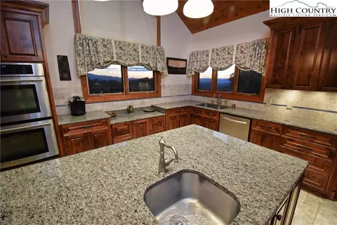 289 Preakness Dr, Boone, NC 28607 photo 9