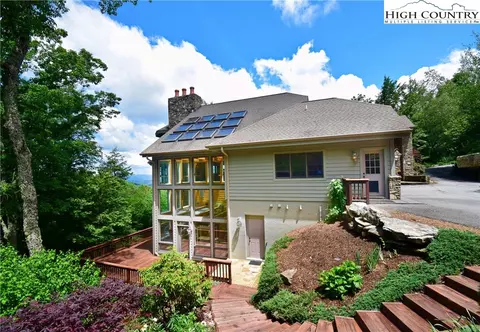 289 Preakness Dr, Boone, NC 28607 photo 2