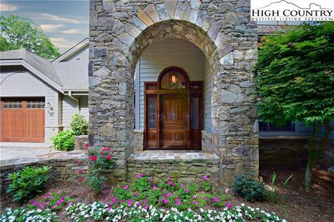 289 Preakness Dr, Boone, NC 28607 photo 3