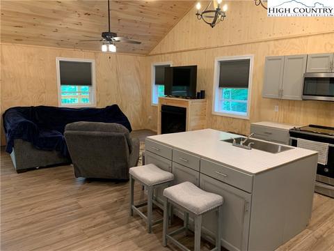 222 Lake Rd, Beech Mountain, NC 28604 photo 4