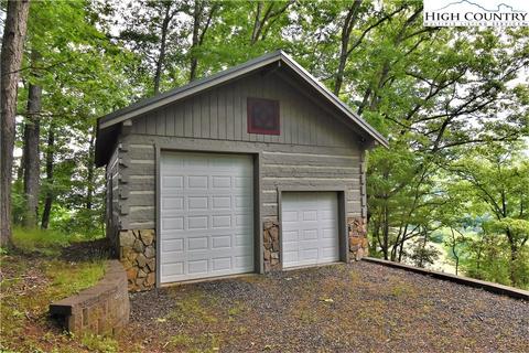 1435 W Deep Ford Rd, Lansing, NC 28643 photo 13