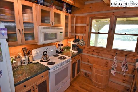 1435 W Deep Ford Rd, Lansing, NC 28643 photo 21