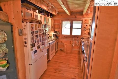 1435 W Deep Ford Rd, Lansing, NC 28643 photo 19