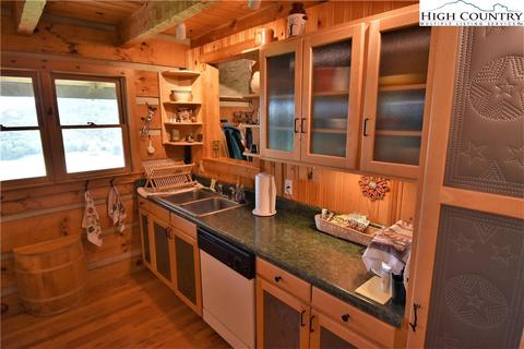 1435 W Deep Ford Rd, Lansing, NC 28643 photo 20