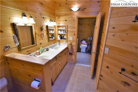 1435 W Deep Ford Rd, Lansing, NC 28643 photo 36