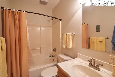 500 Algonquin Dr, Boone, NC 28607 photo 39