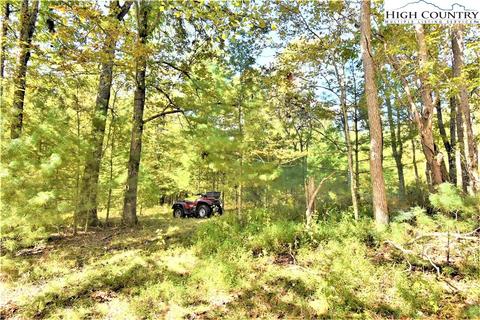 242 Moore Rd, Lansing, NC 28643 photo 12