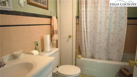 242 Moore Rd, Lansing, NC 28643 photo 25