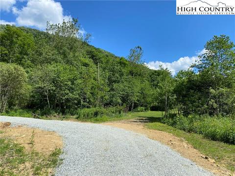 697 Pottertown Rd, Todd, NC 28684 photo 9