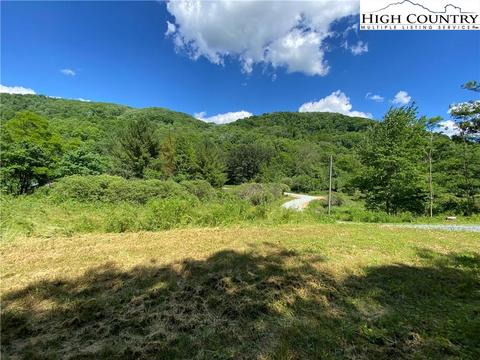 697 Pottertown Rd, Todd, NC 28684 photo 2