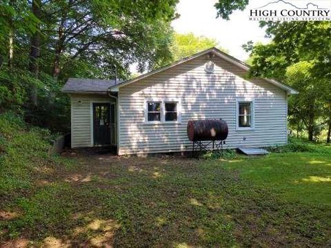 208 North Hampton Road, Boone, NC 28607 photo 16