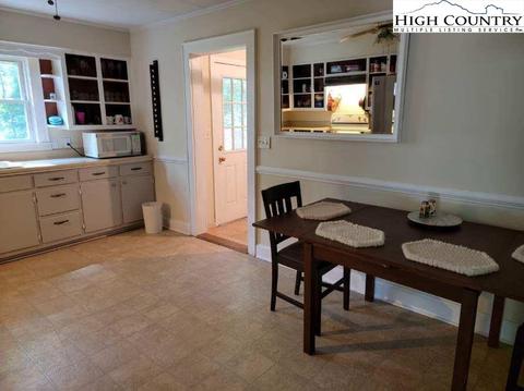 208 North Hampton Road, Boone, NC 28607 photo 6