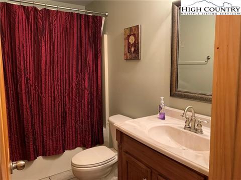 108 Overbrook Knl, Beech Mountain, NC 28604 photo 34