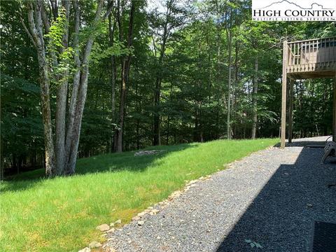 108 Overbrook Knl, Beech Mountain, NC 28604 photo 38