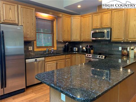108 Overbrook Knl, Beech Mountain, NC 28604 photo 10