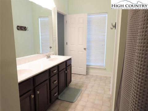 298 Eli Smith Rd, Elkin, NC 28621 photo 17