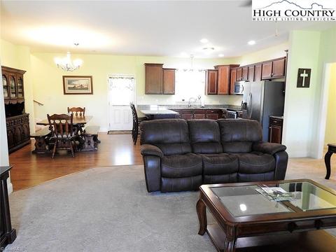 298 Eli Smith Rd, Elkin, NC 28621 photo 5