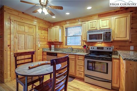 103 Fox Den Way, Beech Mountain, NC 28604 photo 8