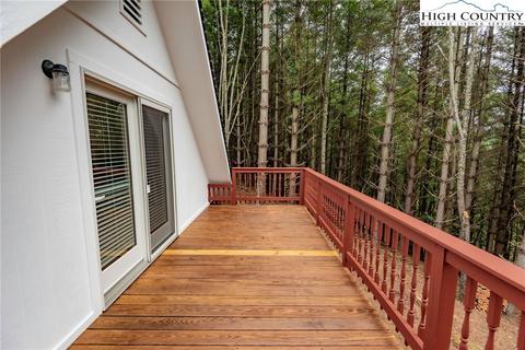 679 Ray Davis Rd, Lansing, NC 28643 photo 5