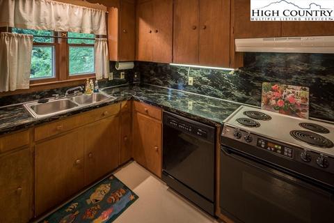 188 Chestnut, Boone, NC 28607 photo 11