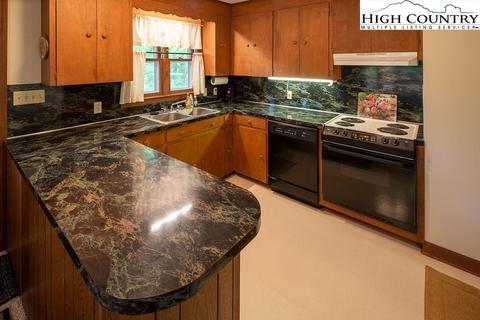 188 Chestnut, Boone, NC 28607 photo 8