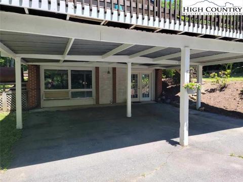 686 Stadium Dr, Boone, NC 28607 photo 6