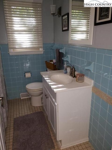 686 Stadium Dr, Boone, NC 28607 photo 17