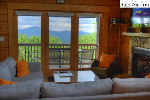 526 Broken Arrow Trl, Boone, NC 28607 photo 11